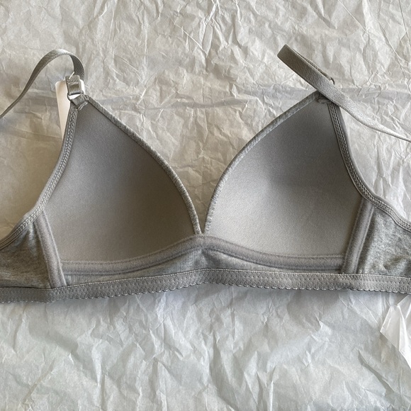 Barbra Lingerie Teen Girl Bra Size 30A - Picture 6 of 7